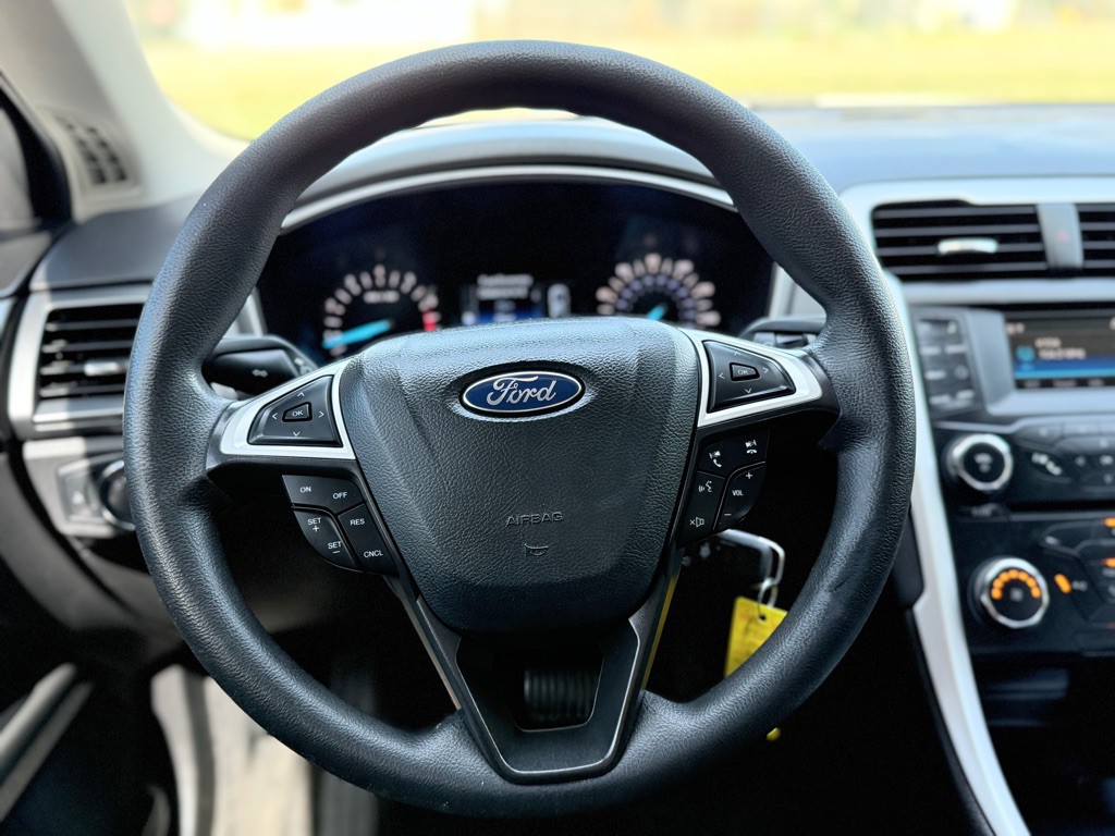 2014 Ford Fusion Image 10