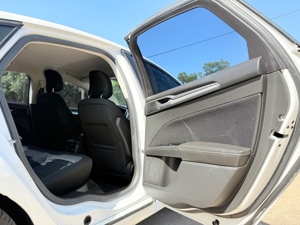 2014 Ford Fusion Image 23