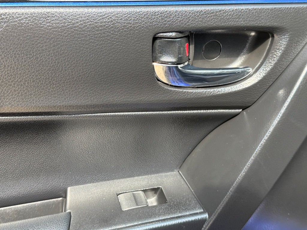 2018 Toyota Corolla Image 25