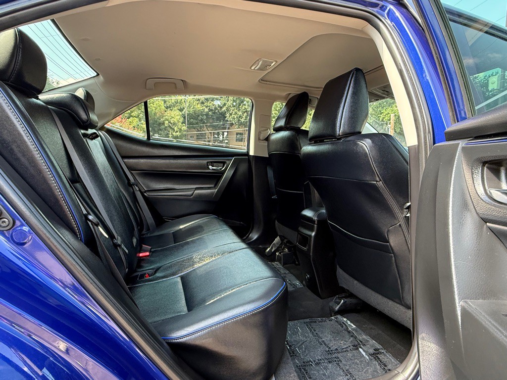2018 Toyota Corolla Image 28