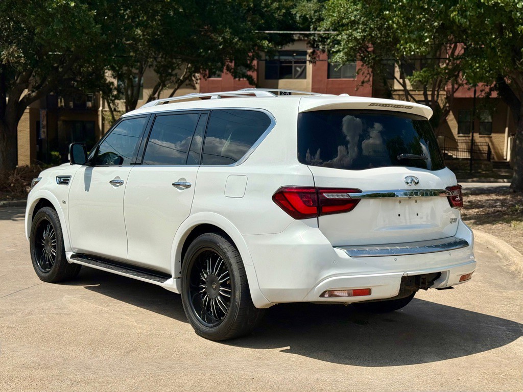 2018 INFINITI QX80 Image 4