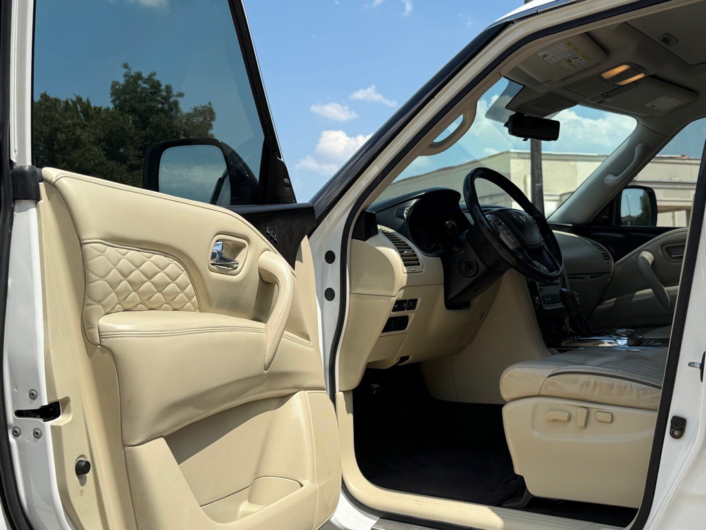 2018 INFINITI QX80 Image 7