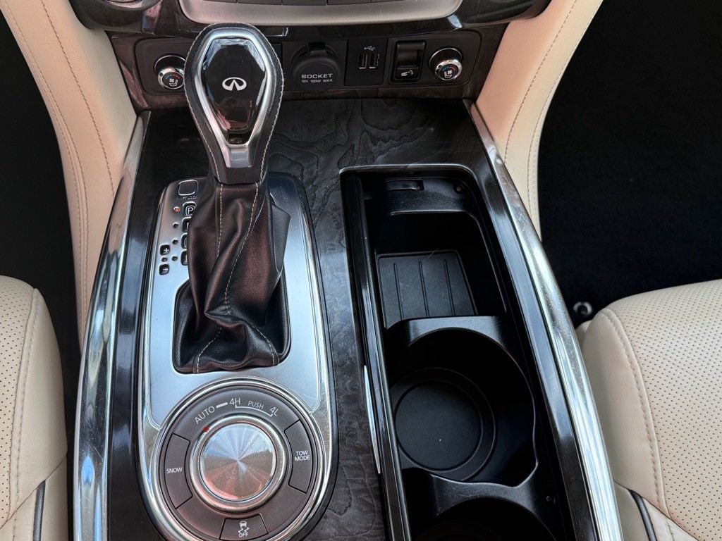 2018 INFINITI QX80 Image 22