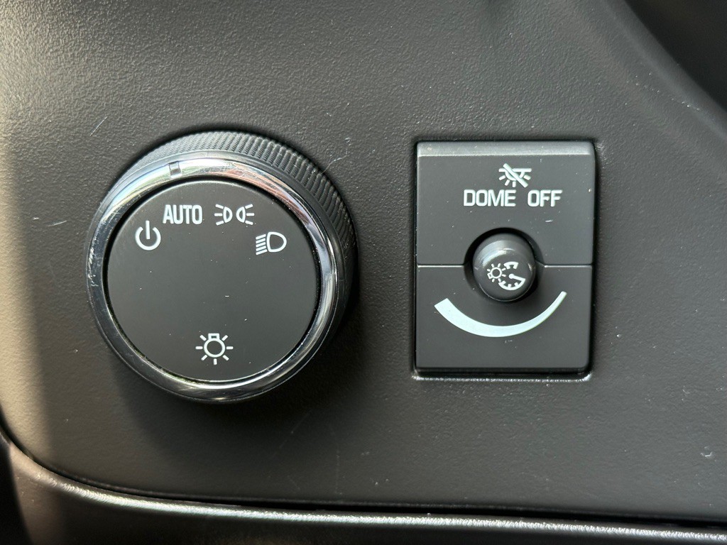 2014 Chevrolet Express Image 14