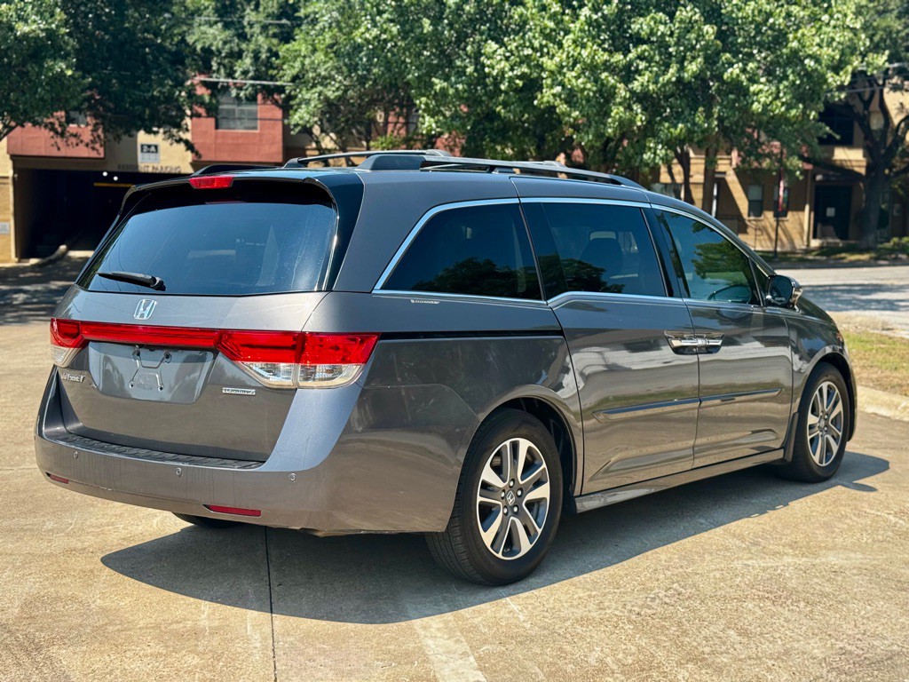 2014 Honda Odyssey Image 3
