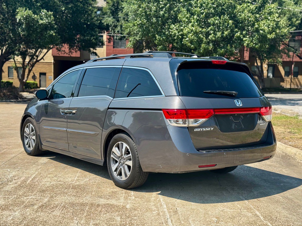2014 Honda Odyssey Image 4