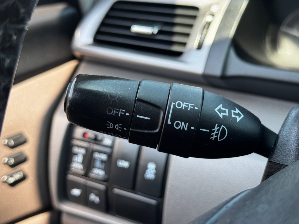 2014 Honda Odyssey Image 13