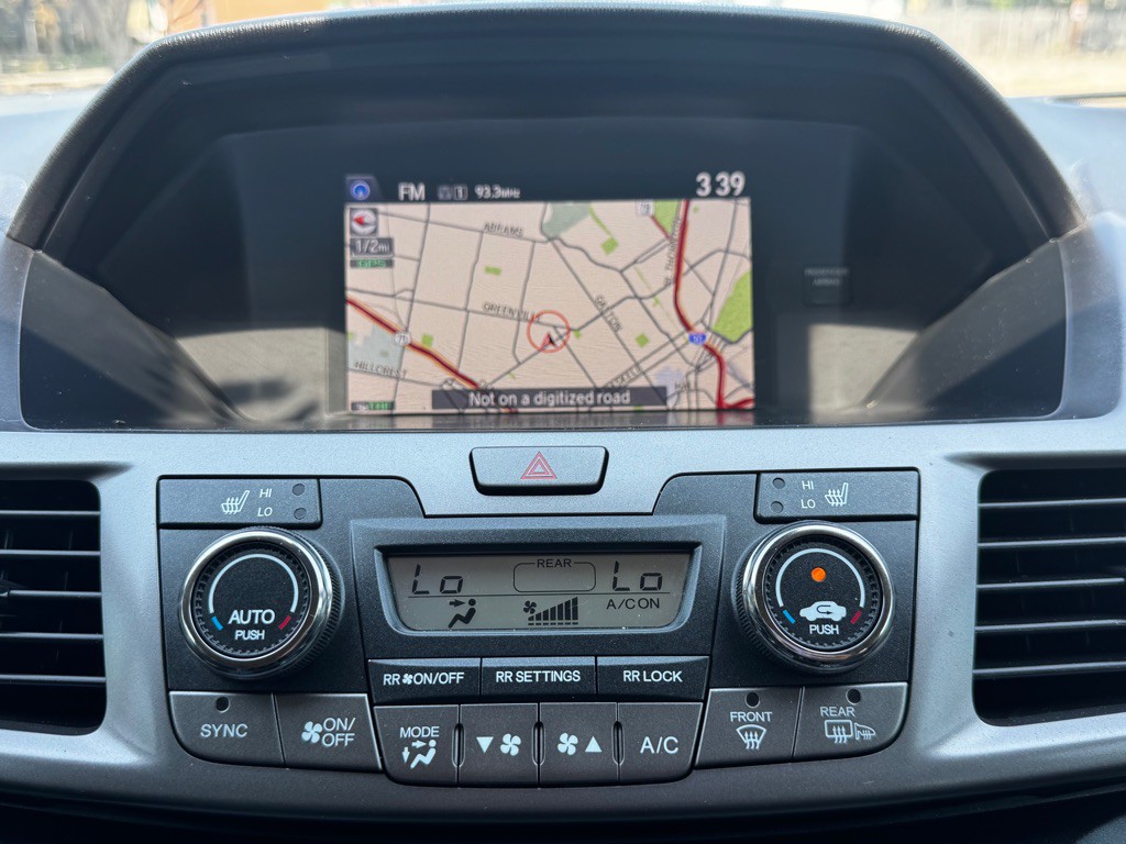 2014 Honda Odyssey Image 19