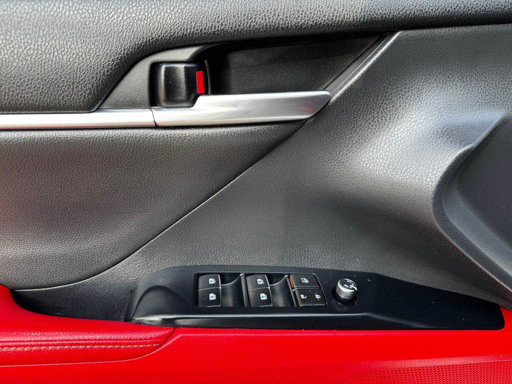 2019 Toyota Camry Image 7