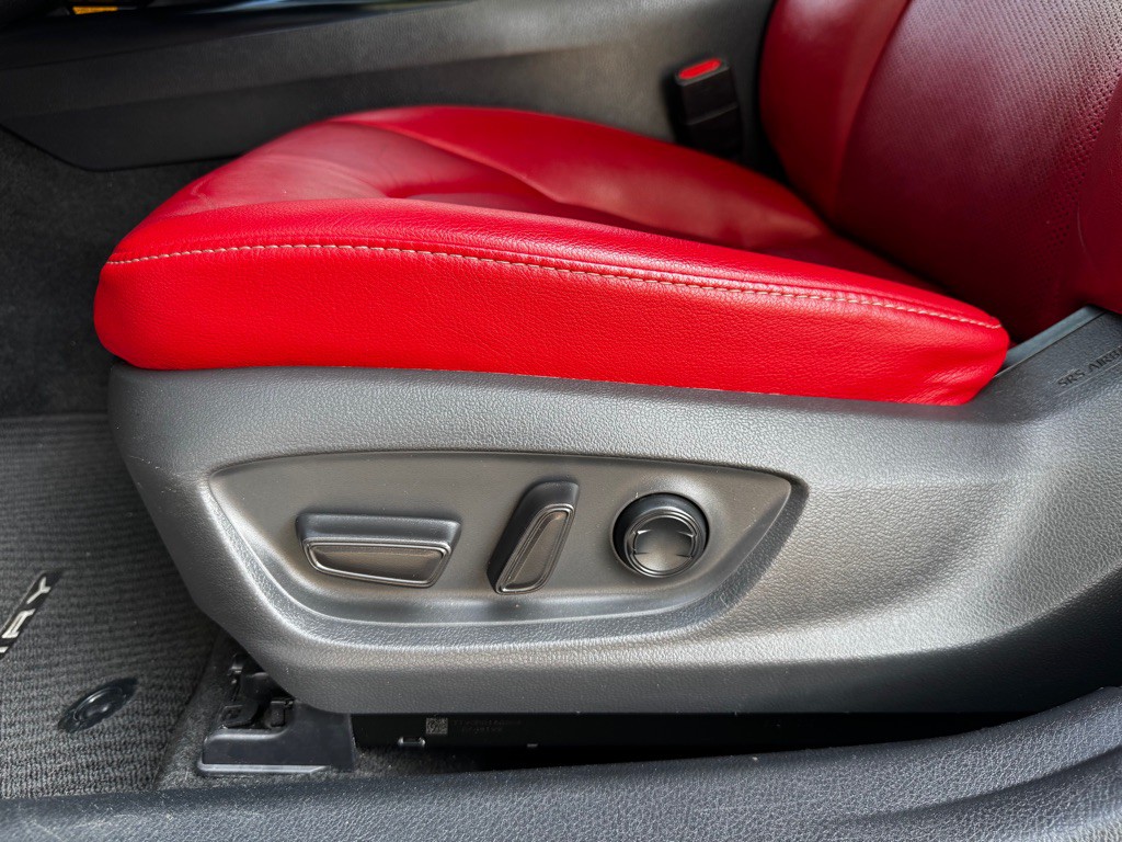 2019 Toyota Camry Image 9