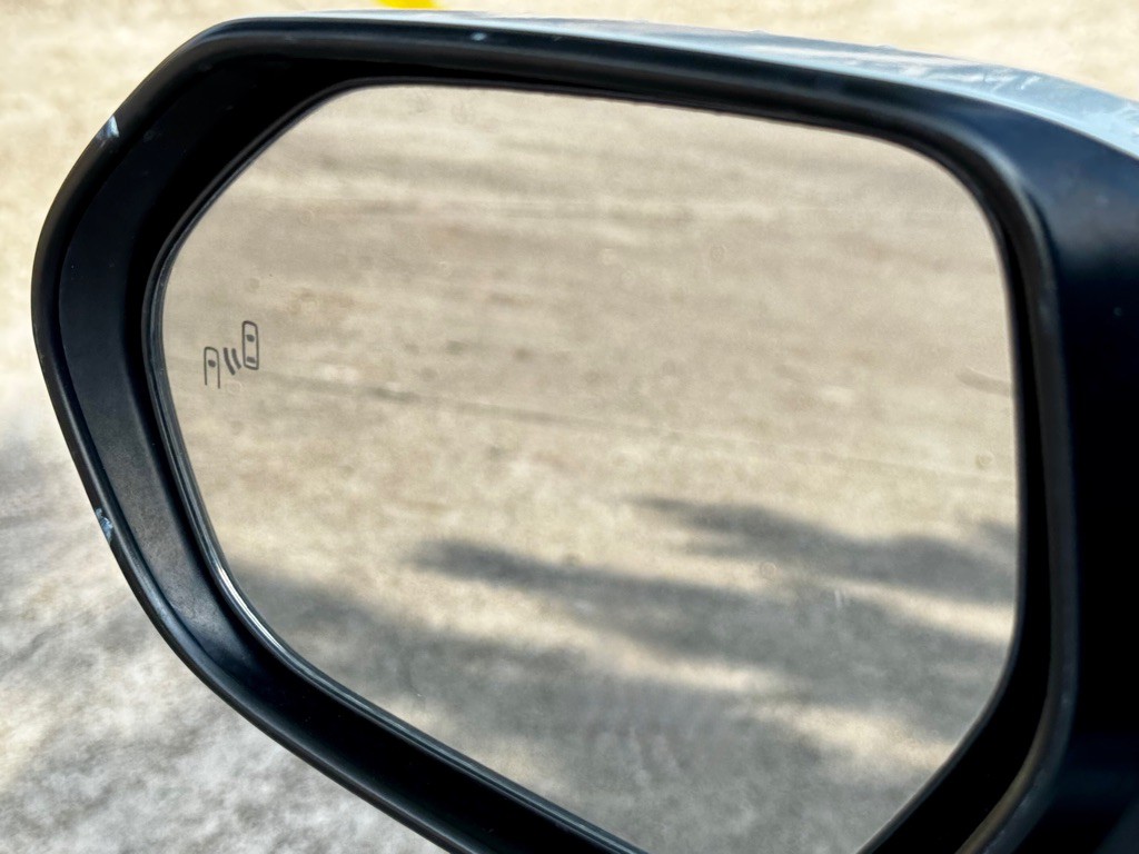 2019 Toyota Camry Image 10