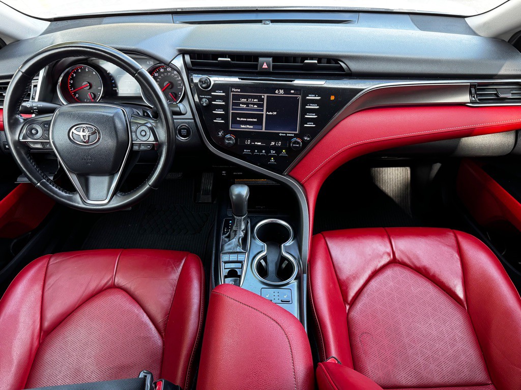 2019 Toyota Camry Image 12