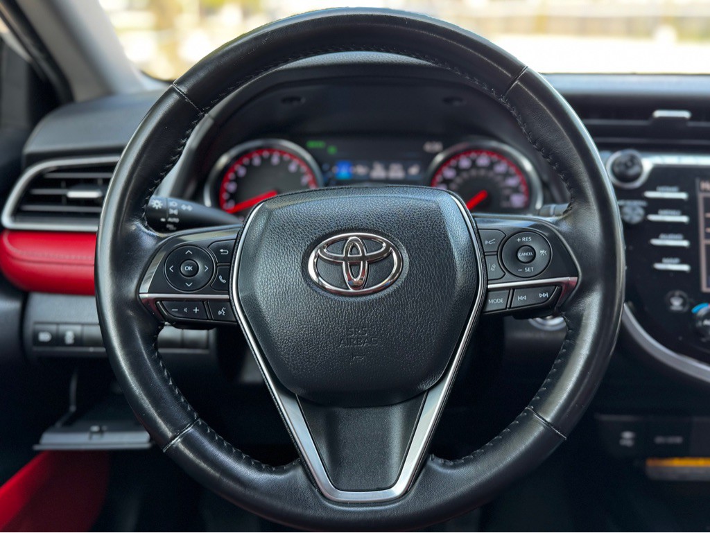 2019 Toyota Camry Image 13