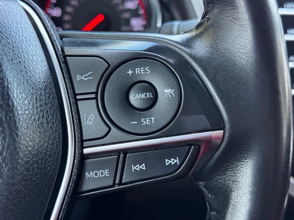 2019 Toyota Camry Image 15