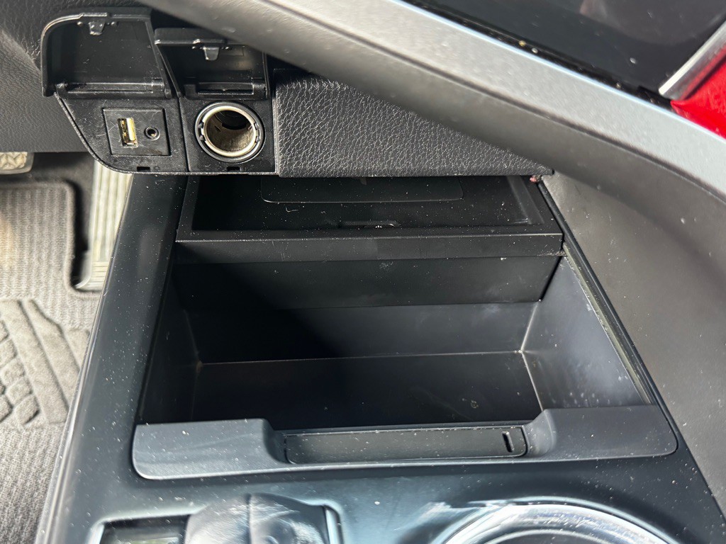 2019 Toyota Camry Image 20