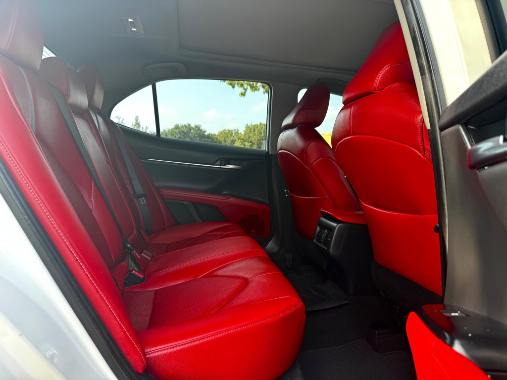 2019 Toyota Camry Image 29