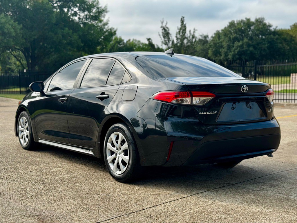 2021 Toyota Corolla Image 3