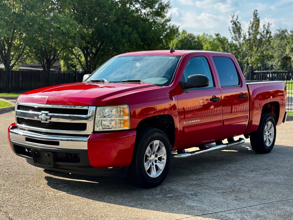 2010 Chevrolet Silverado 1500 Image 1