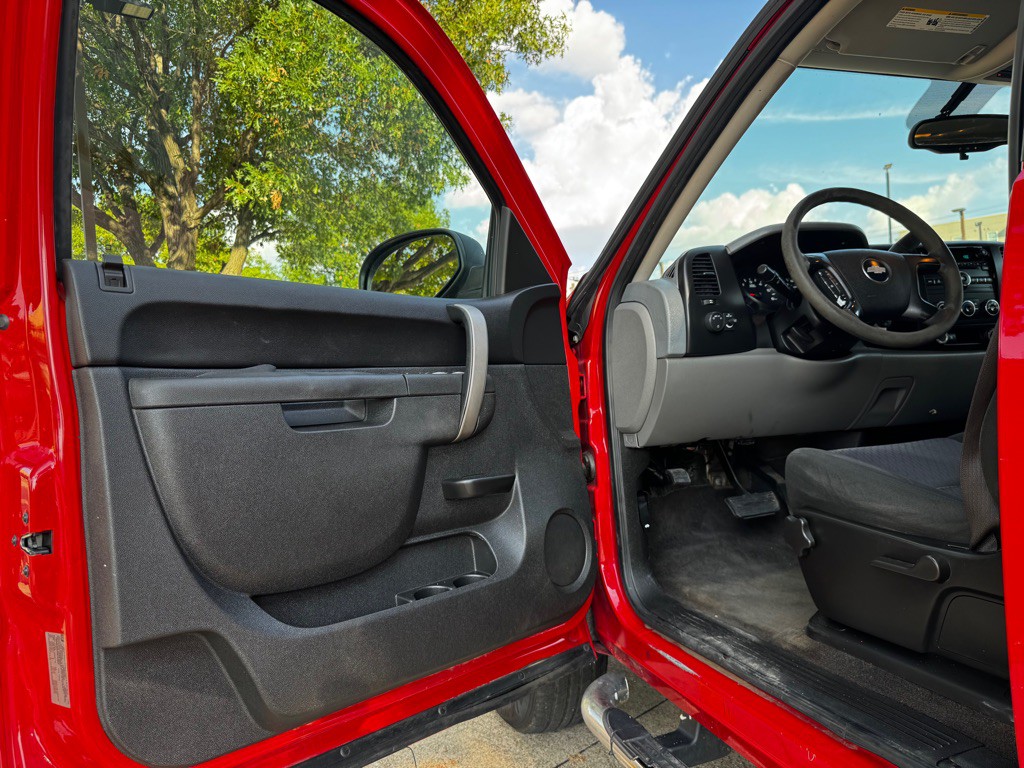 2010 Chevrolet Silverado 1500 Image 5