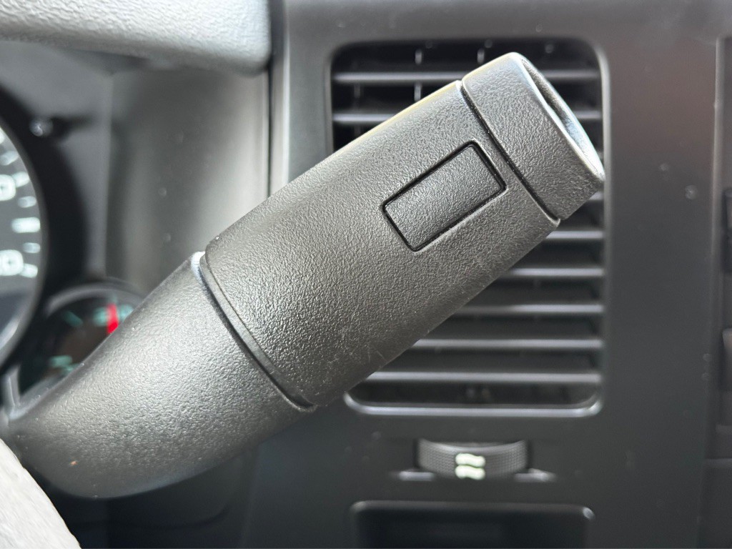 2010 Chevrolet Silverado 1500 Image 11