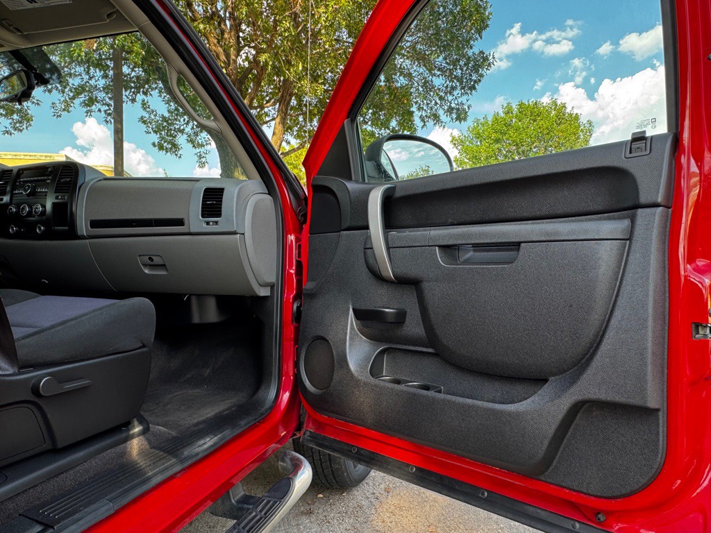 2010 Chevrolet Silverado 1500 Image 18