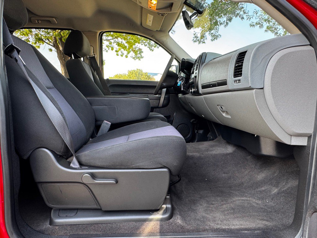 2010 Chevrolet Silverado 1500 Image 19