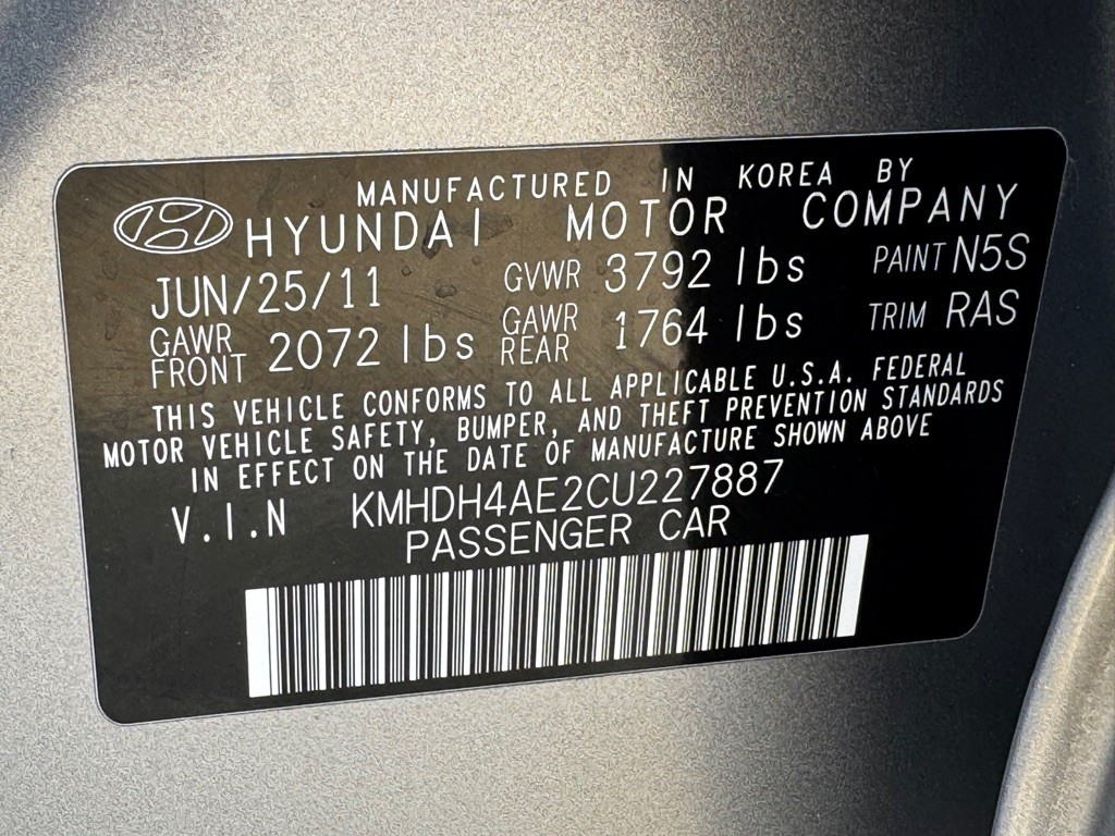 2012 Hyundai Elantra Image 24
