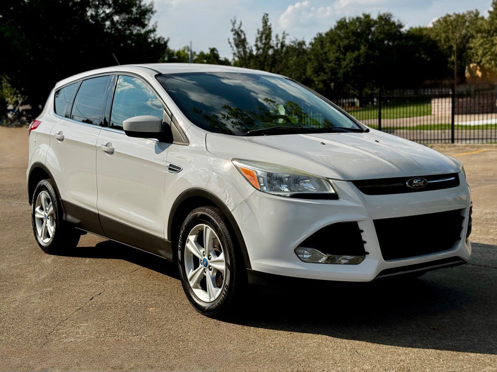 2013 Ford Escape Image 2