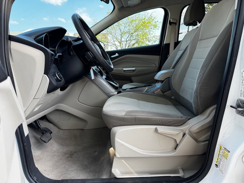 2013 Ford Escape Image 8