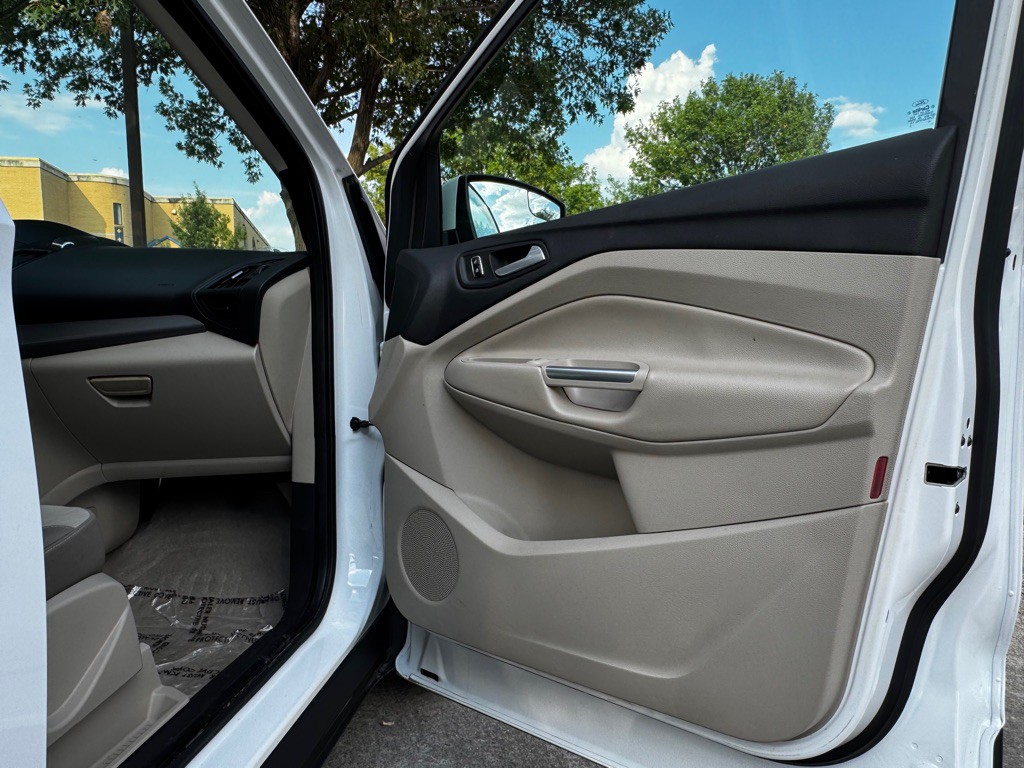 2013 Ford Escape Image 25