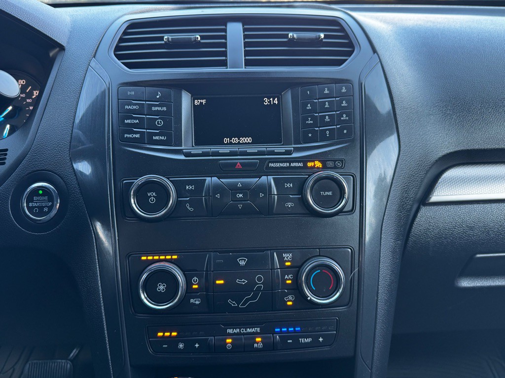 2019 Ford Explorer Image 18