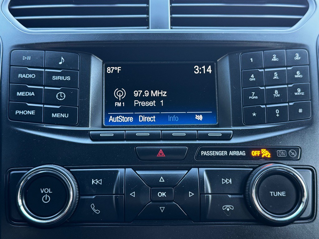 2019 Ford Explorer Image 19