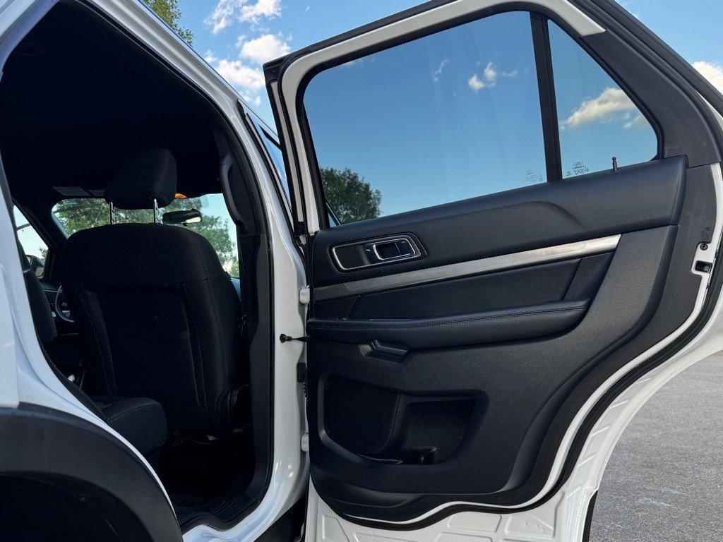 2019 Ford Explorer Image 23