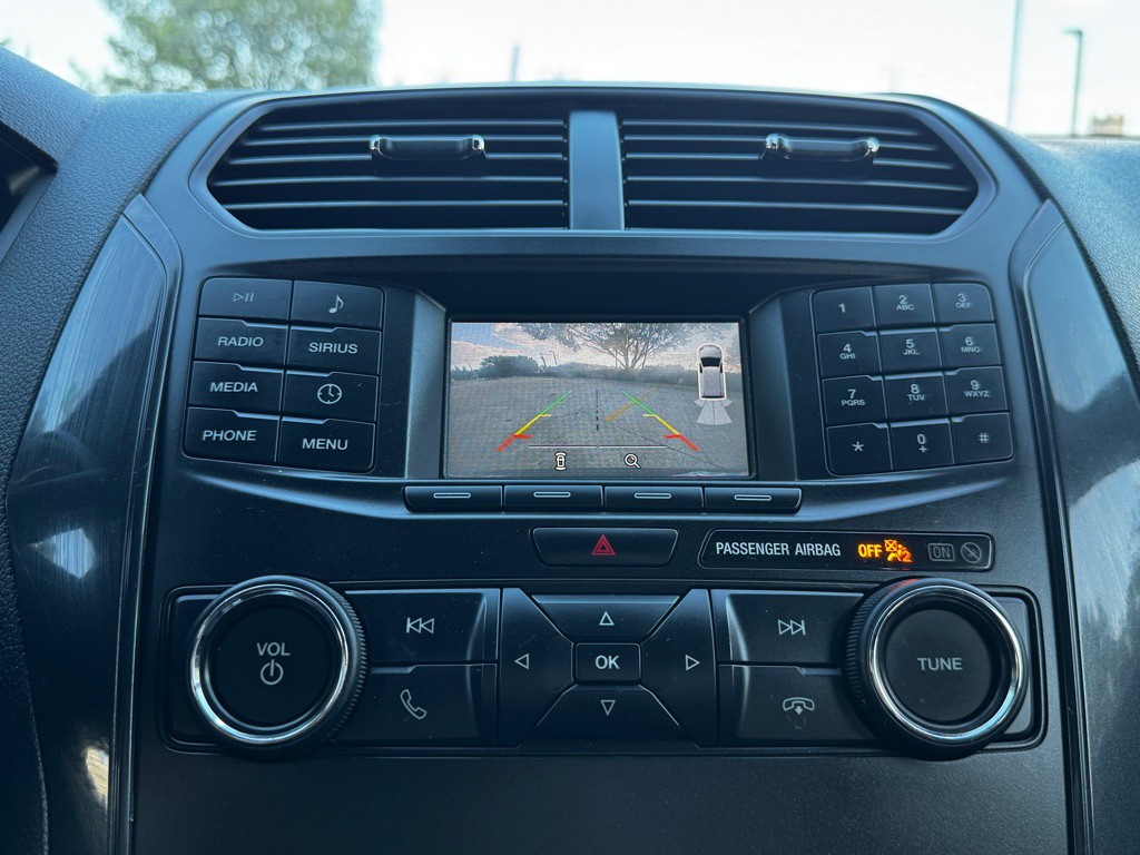 2019 Ford Explorer Image 27