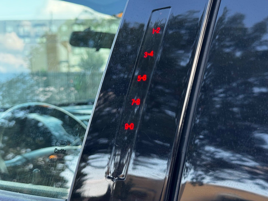2019 Ford Explorer Image 29