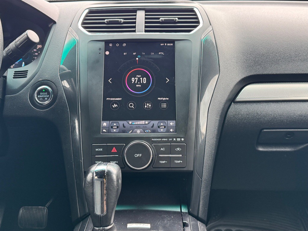 2019 Ford Explorer Image 20