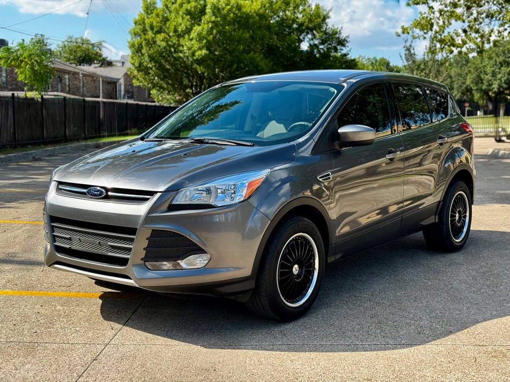 2013 Ford Escape Image 1