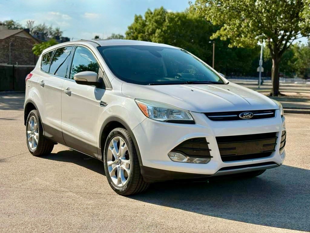 2013 Ford Escape Image 2