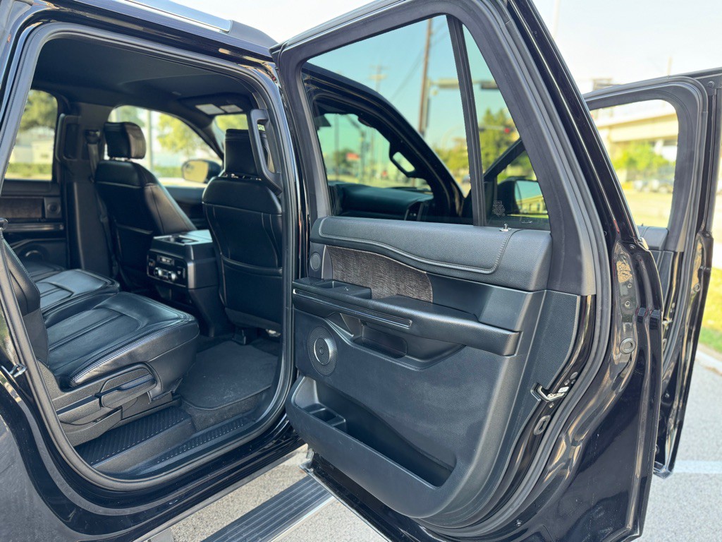 2019 Ford Expedition Image 25