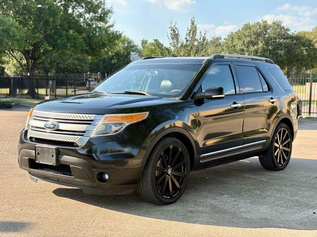 2014 Ford Explorer Image 1