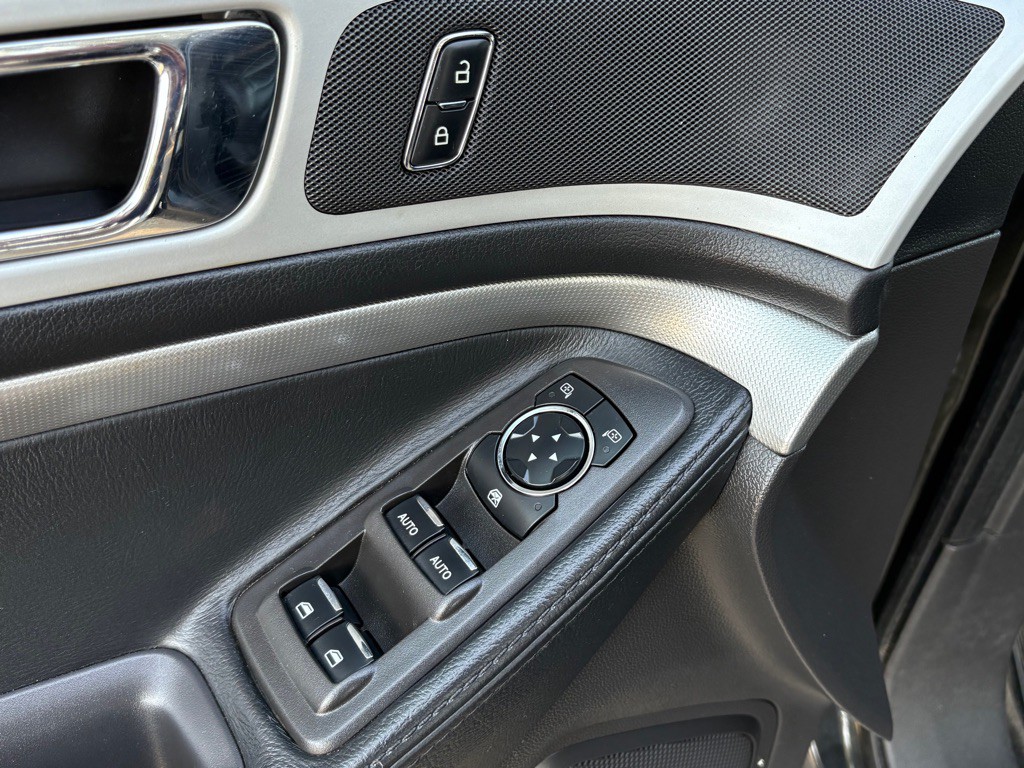 2014 Ford Explorer Image 7