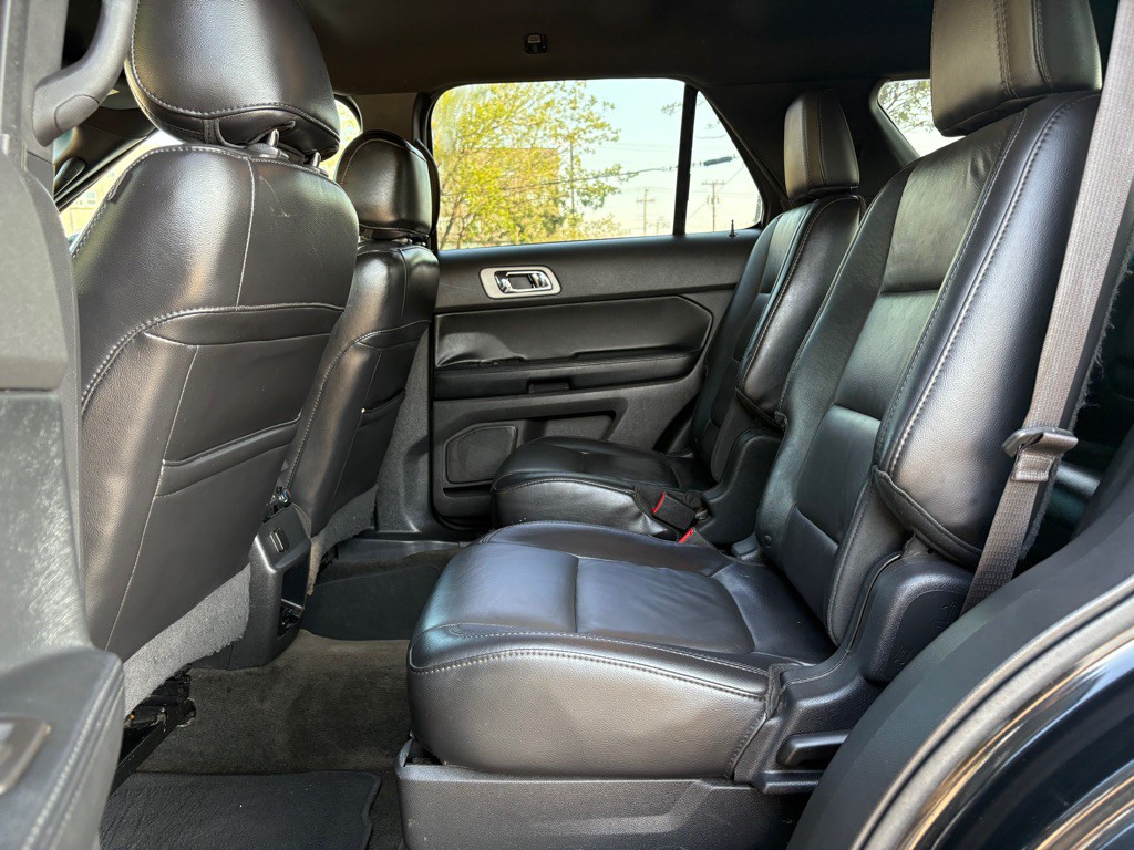 2014 Ford Explorer Image 14
