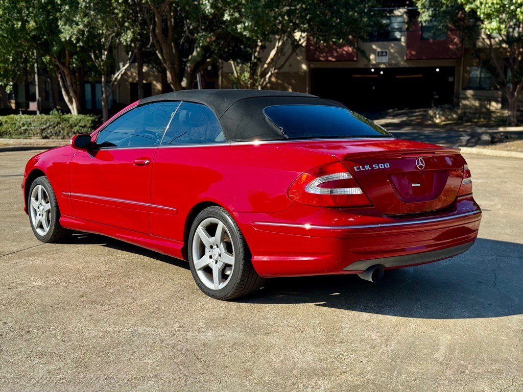2005 Mercedes-Benz CLK-Class Image 4