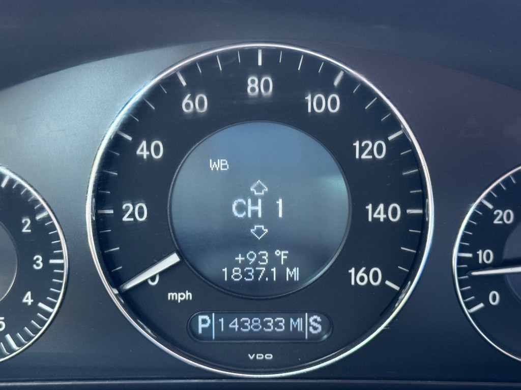 2005 Mercedes-Benz CLK-Class Image 14