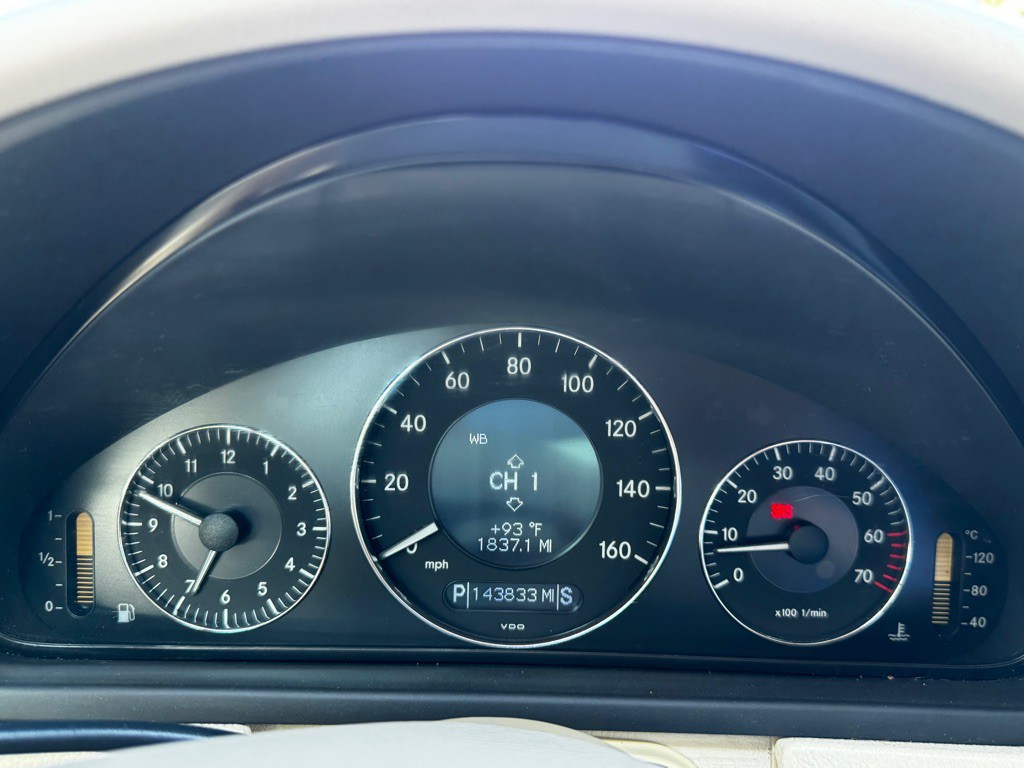 2005 Mercedes-Benz CLK-Class Image 15