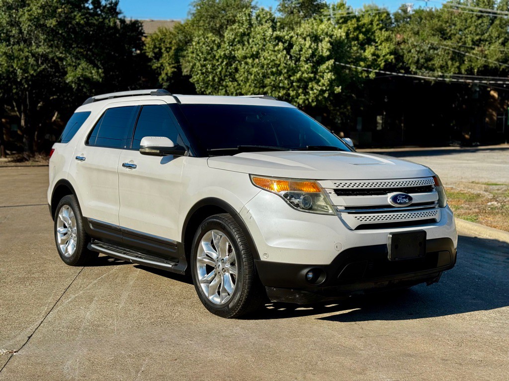 2012 Ford Explorer Image 1
