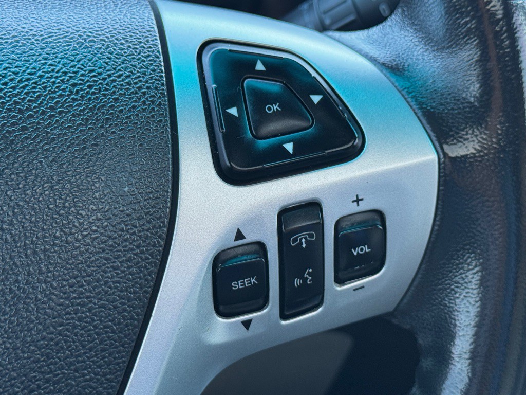 2012 Ford Explorer Image 12