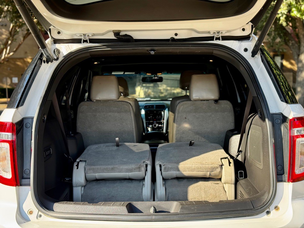 2012 Ford Explorer Image 30