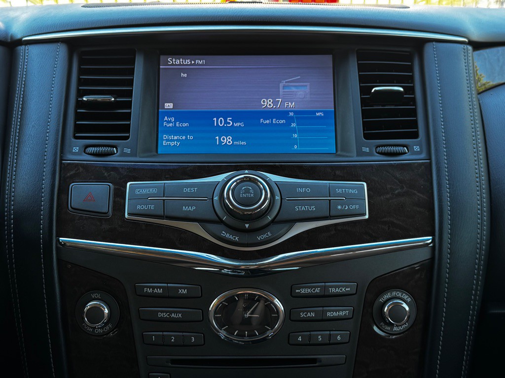 2016 INFINITI QX80 Image 20