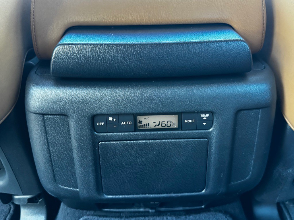 2016 INFINITI QX80 Image 22